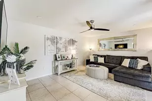 6326 Grand Bahama Cir, Tampa, FL 33615 - Photo 18