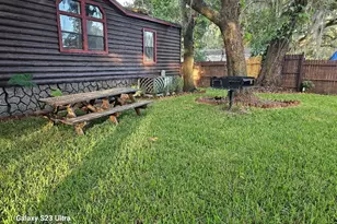 10605 2nd St, Thonotosassa, FL 33592 - Photo 2