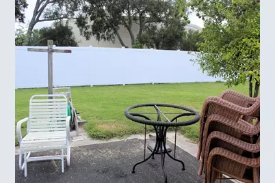 140 Pindo Palm Street W, Largo, FL 33770 - Photo 18