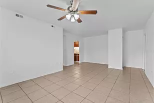 335 47th Ave N, Saint Petersburg, FL 33703 - Photo 12