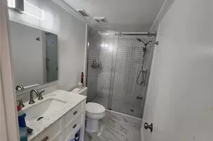 7715 W Pocahontas Ave, Tampa, FL 33615 - Photo 20