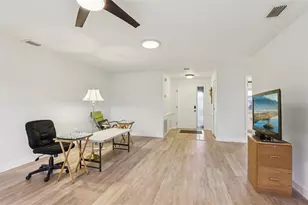 2603 Lancaster Dr, Sun City Center, FL 33573 - Photo 4