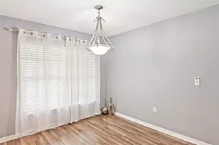 2310 Pleasure Run Dr, Ruskin, FL 33570 - Photo 8