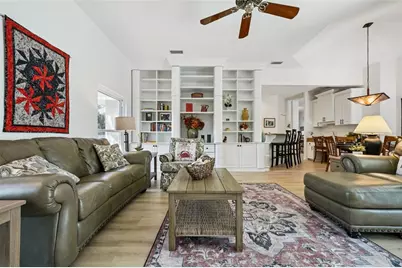 660 Bay Laurel Court NE, Saint Petersburg, FL 33703 - Photo 18