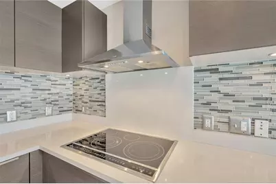 145 2nd Avenue S #521, Saint Petersburg, FL 33701 - Photo 12