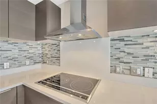 145 2nd Ave S, Saint Petersburg, FL 33701 - Photo 12