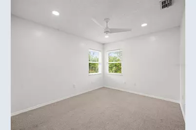 13512 Sobrado Drive, Tampa, FL 33624 - Photo 38