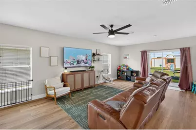 16703 Myrtle Sand Dr, Wimauma, FL 33598 - Photo 12