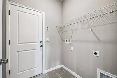 8595 White Pine Ave, Brooksville, FL 34613 - Photo 12