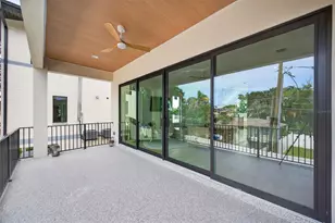 1935 Shore Acres Blvd NE, Saint Petersburg, FL 33703 - Photo 20