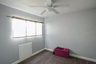 1112 Longfellow Rd, Sarasota, FL 34243 - Photo 32