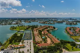 406 Sandy Hook Rd, Treasure Island, FL 33706 - Photo 4