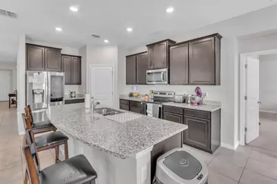 528 Ocean Spray Drive, Ruskin, FL 33570 - Photo 8