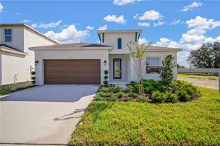2945 Stewart Creek Circle, Plant City, FL 33565 - Photo 1