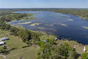 18253 Townsend House Rd, Dade City, FL 33523 - Photo 6