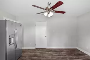 8302 Jackson Springs Rd, Tampa, FL 33615 - Photo 30