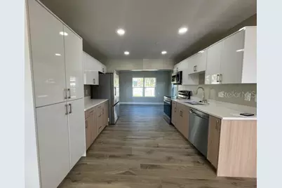 928 Lantana Avenue, Clearwater Beach, FL 33767 - Photo 4