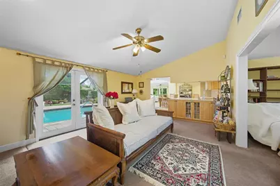 15507 N Himes Avenue, Tampa, FL 33618 - Photo 14