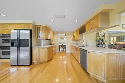 15507 N Himes Avenue, Tampa, FL 33618 - Photo 10