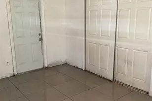 1443 5th St S, Saint Petersburg, FL 33701 - Photo 12