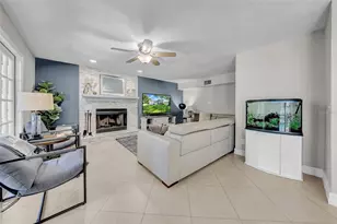 8809 Glen Lakes Blvd N, Saint Petersburg, FL 33702 - Photo 4