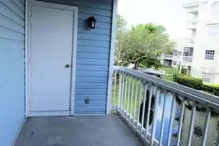 6810 Stonesthrow Cir N, Saint Petersburg, FL 33710 - Photo 18