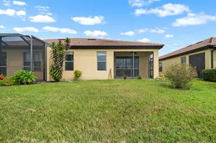 5446 Sunset Falls Dr, Apollo Beach, FL 33572 - Photo 22