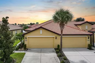 5446 Sunset Falls Dr, Apollo Beach, FL 33572 - Photo 2