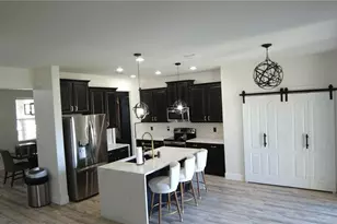 18314 Rossendale Ct, Land O Lakes, FL 34638 - Photo 8