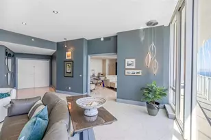 175 1st St S, Saint Petersburg, FL 33701 - Photo 14