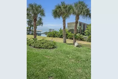 56 Sandpiper Road, Tampa, FL 33609 - Photo 12