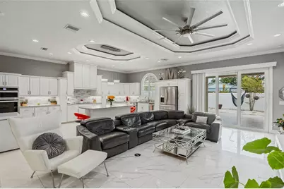 4605 Wishart Boulevard, Tampa, FL 33603 - Photo 8