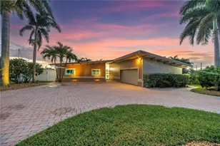 16 Treasure Ln, Treasure Island, FL 33706 - Photo 8