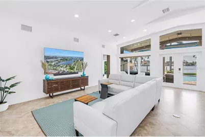 16 Treasure Lane, Treasure Island, FL 33706 - Photo 8