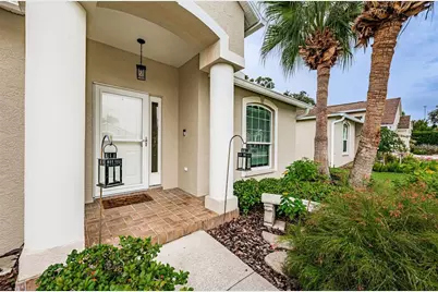 10562 Alvarado Court, Seminole, FL 33772 - Photo 4