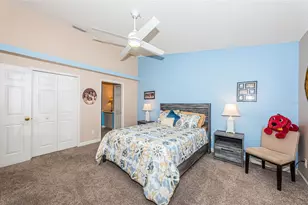 10562 Alvarado Ct, Seminole, FL 33772 - Photo 24