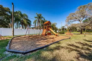 3295 Fox Chase Circle N, Palm Harbor, FL 34683 - Photo 50