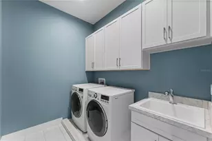 3611 W Royal Palm Cir, Tampa, FL 33629 - Photo 24