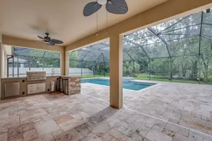 11209 Coventry Grove Cir, Lithia, FL 33547 - Photo 2