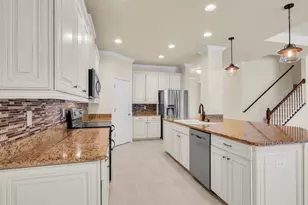 11209 Coventry Grove Cir, Lithia, FL 33547 - Photo 16