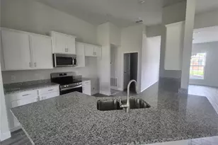 36951 Hidden View, Dade City, FL 33523 - Photo 18