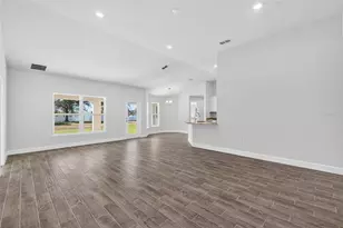 37028 Hidden View, Dade City, FL 33523 - Photo 18