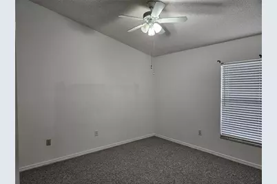 2405 New Haven Circle, Sun City Center, FL 33573 - Photo 14