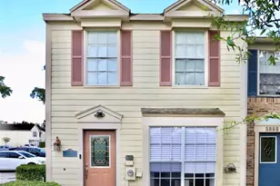 1848 Mill Run Cir, Tampa, FL 33613 - Photo 2