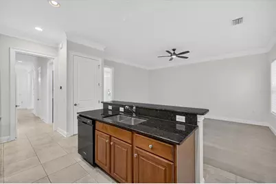 195 Newbury Place N, Saint Petersburg, FL 33716 - Photo 10