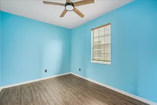 6208 Cherry Blossom Trail, Gibsonton, FL 33534 - Photo 16