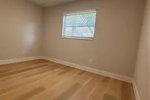 4545 37th Ave N, Saint Petersburg, FL 33713 - Photo 14