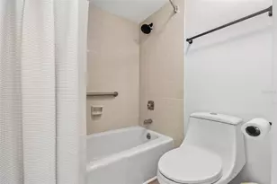 5950 Pelican Bay Plaza S, Gulfport, FL 33707 - Photo 24