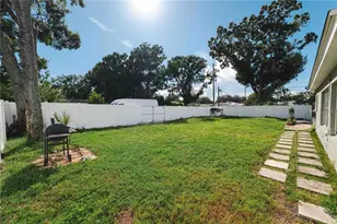 4802 N Mendenhall Dr, Tampa, FL 33603 - Photo 32