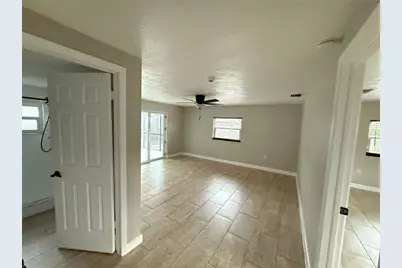 502 Oakhurst Street, Brandon, FL 33511 - Photo 16